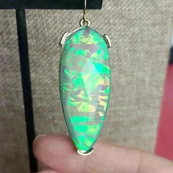 Gold tone opal like drop earrings - Picture 9 of 14